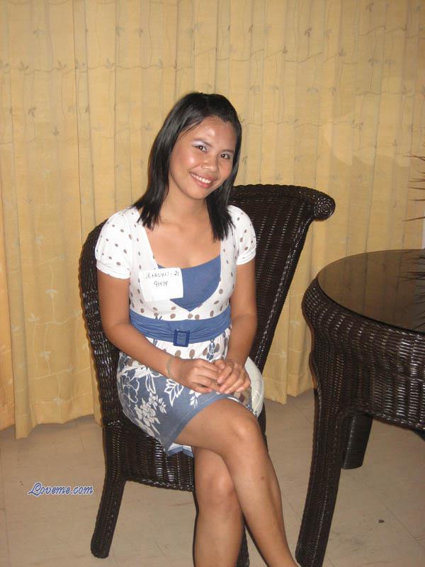 Philippine-Women-725